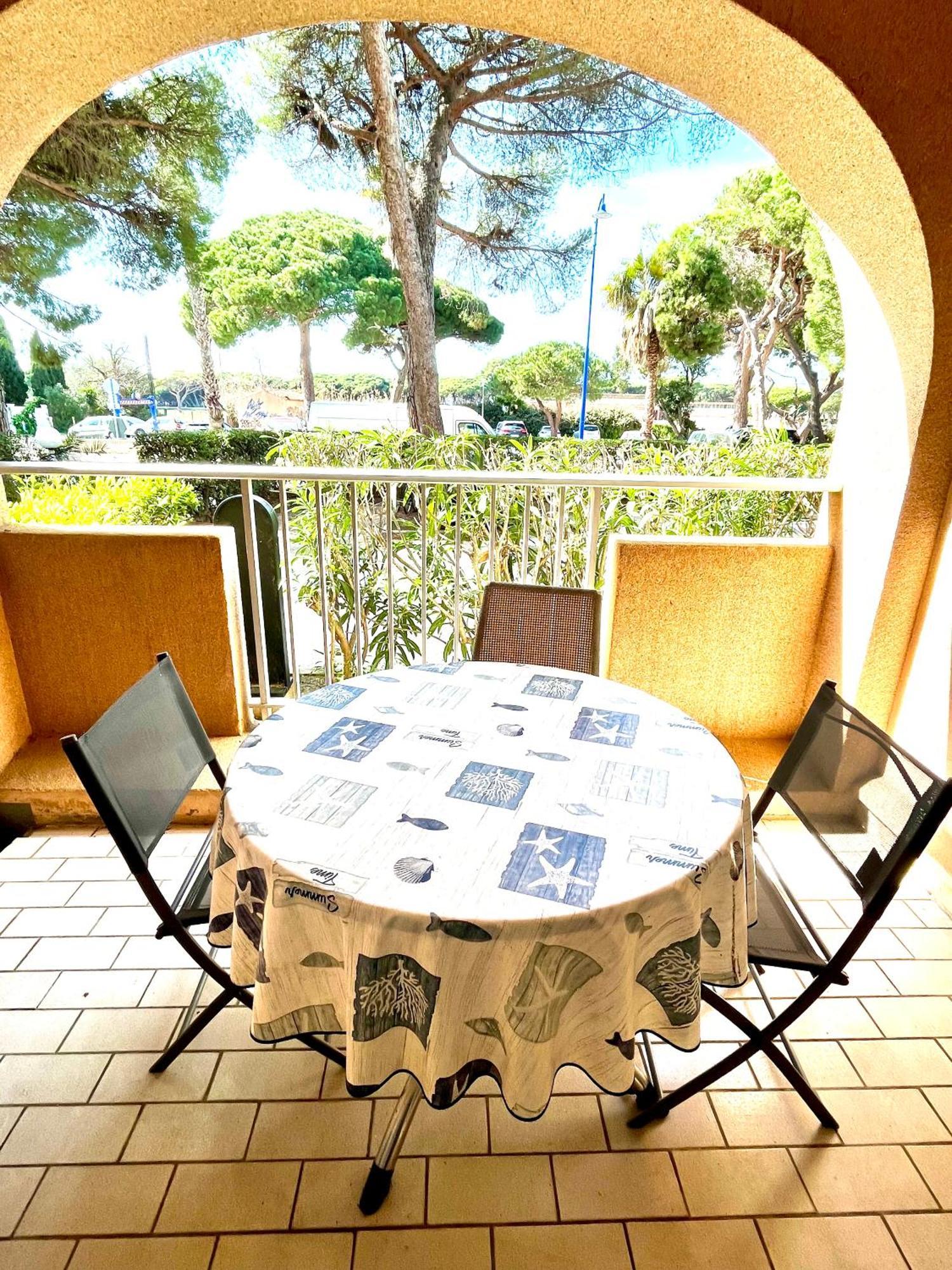 Port De Hyeres L'Etoile Marine Apartman Kültér fotó